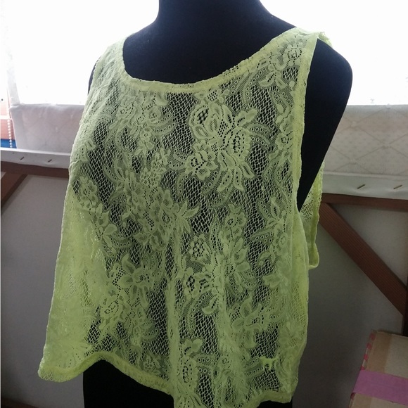 Lace stretch crop top - Picture 5 of 5